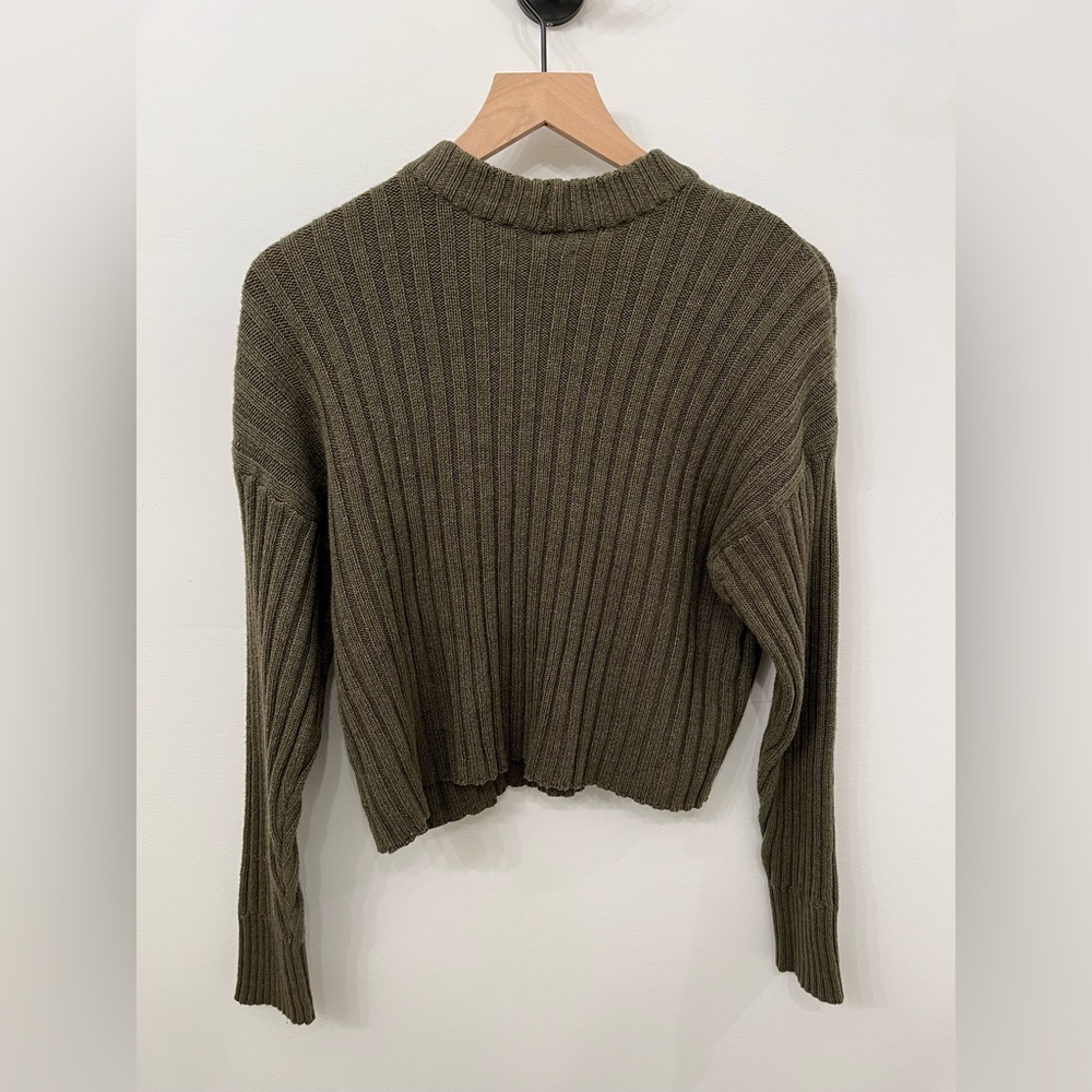 American Eagle Sweater size S